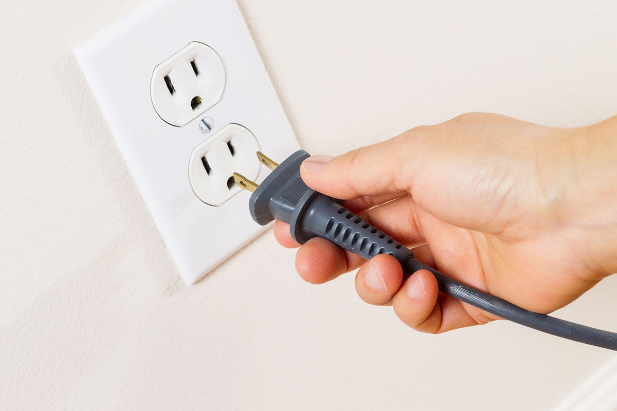 outlet-plug-in