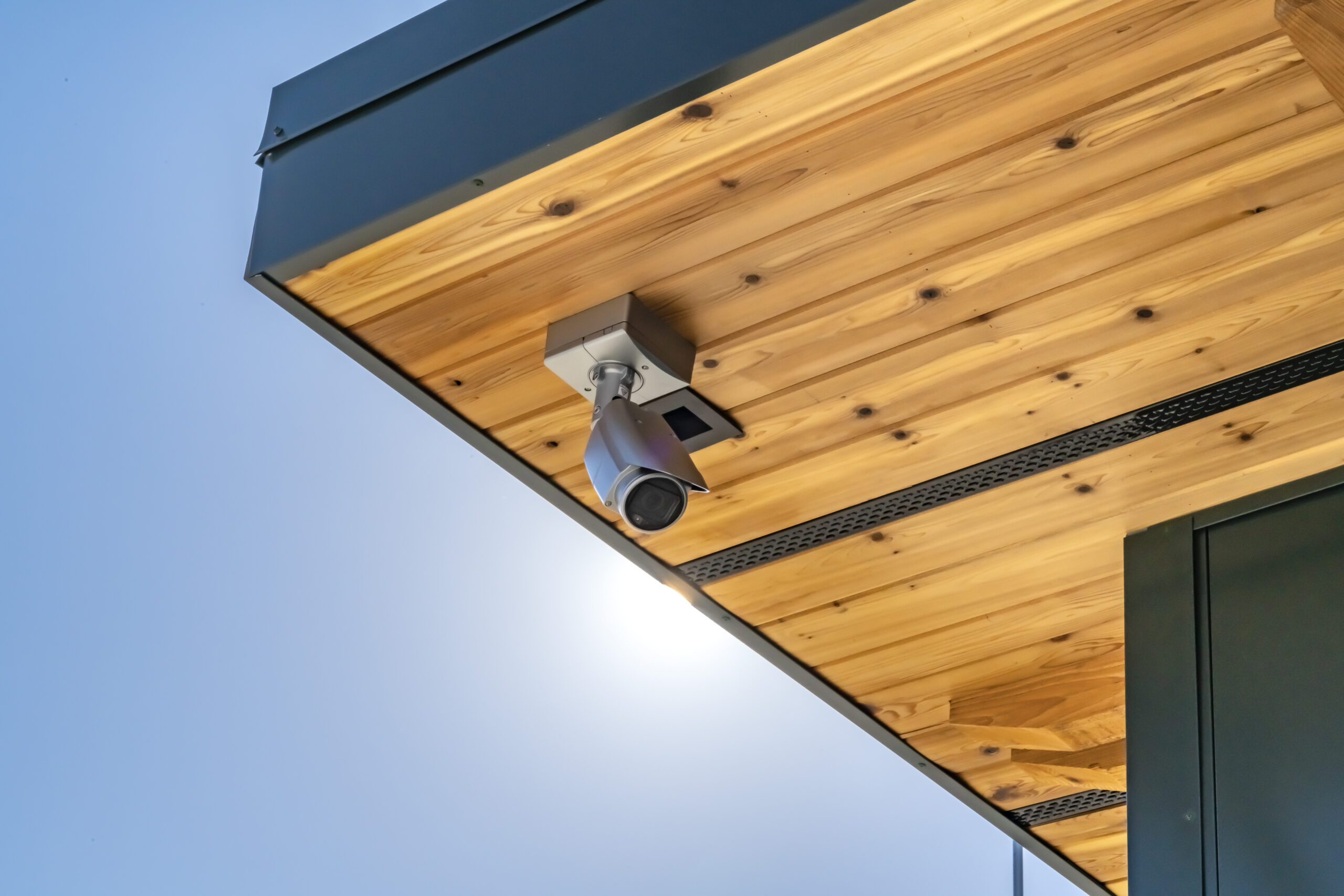 mounted-security-cameras